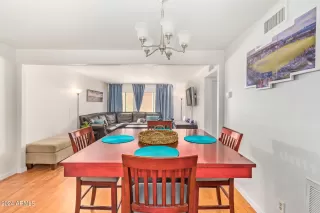 Photo #6: 6679651 Listing