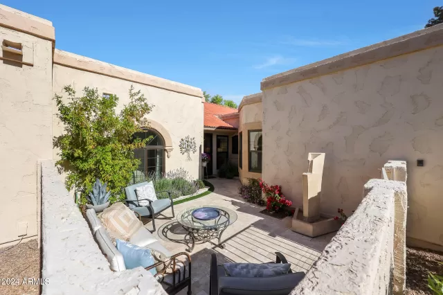 MLS: 6679660 Condo For Sale