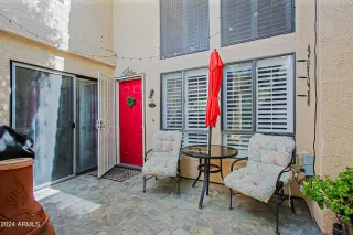 Photo #4: 6679708 Listing