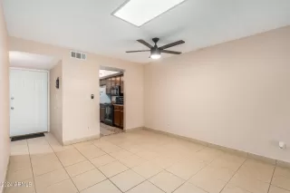Photo #6: 6679728 Listing