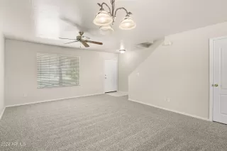 Photo #6: 6679891 Listing 