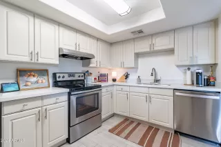 Photo #4: 6680029 Listing 