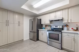 Photo #5: 6680029 Listing 