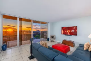 Photo #2: 6680213 Listing