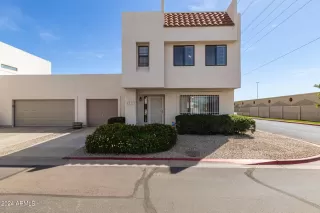 Photo #1: 6680259 Listing