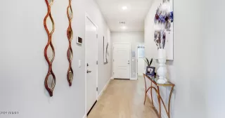 Photo #4: 6680266 Listing