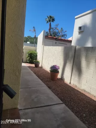 Photo #5: 6680358 Listing 