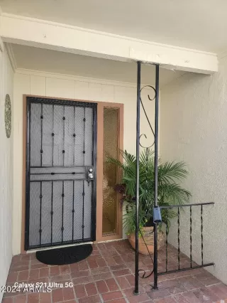 Photo #6: 6680358 Listing 