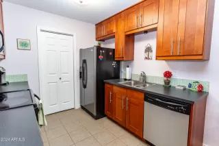 Photo #3: 6680470 Listing