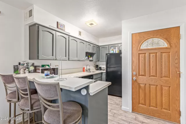 MLS: 6680513 Condo For Sale