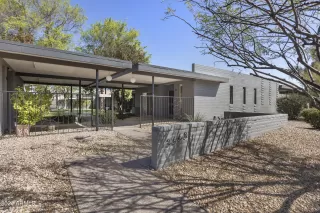 Photo #2: 6680704 Listing