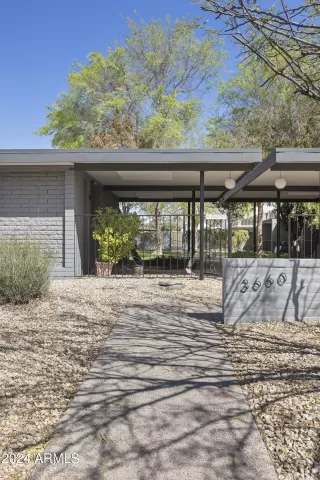 Photo #3: 6680704 Listing