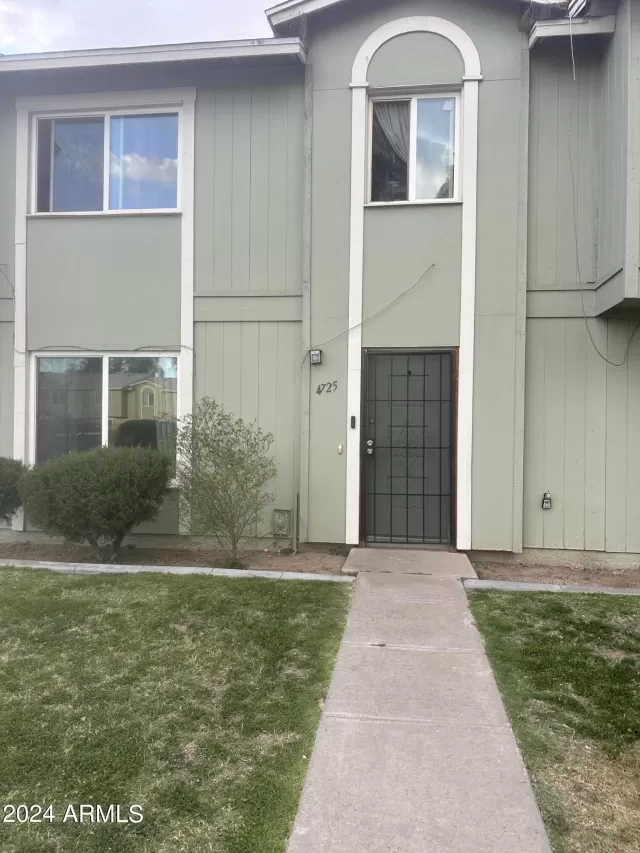 MLS: 6680752 Condo For Sale