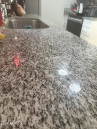 Photo #6: 6680752 Listing 