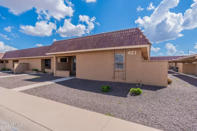 MLS: 6680771 Condo For Sale