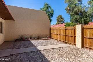 Photo #5: 6680900 Listing 