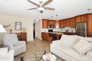 Photo #2: 6680951 Listing