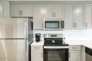 Photo #4: 6681055 Listing 