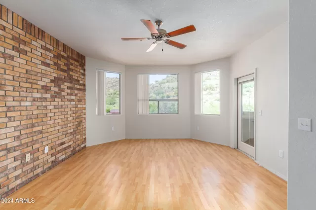 MLS: 6681185 Condo For Sale