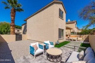 Photo #4: 6681207 Listing