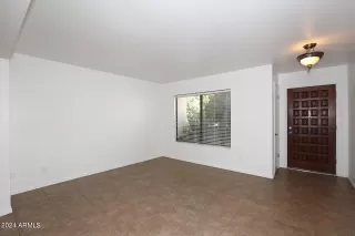 Photo #2: 6681239 Listing