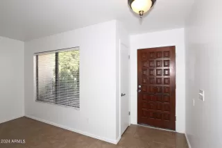 Photo #6: 6681239 Listing