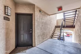 Photo #3: 6681286 Listing