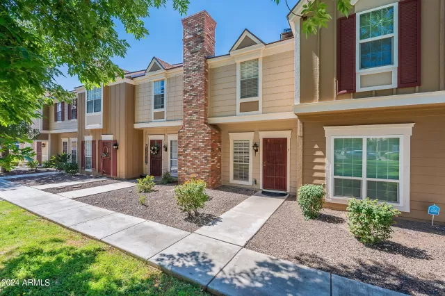 MLS: 6681451 Condo For Sale