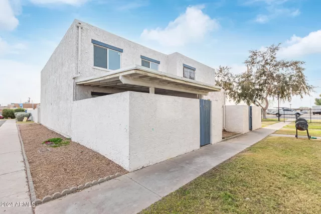 MLS: 6681520 Condo For Sale