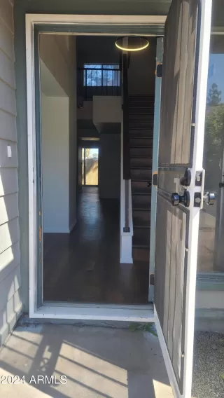 Photo #2: 6681688 Listing