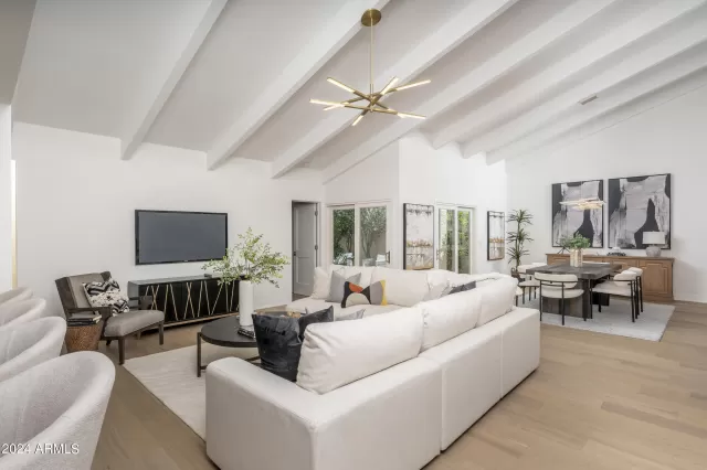 MLS: 6681803 Condo For Sale