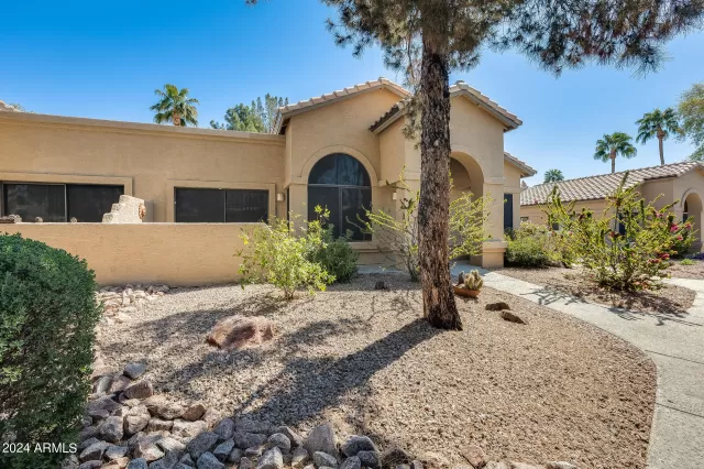 MLS: 6681914 Condo For Sale