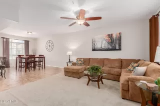 Photo #6: 6682117 Listing