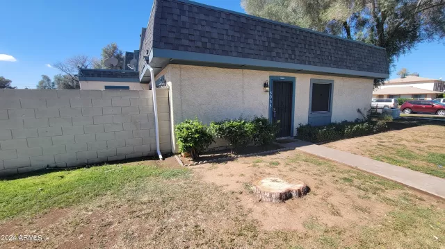 MLS: 6682160 Condo For Sale