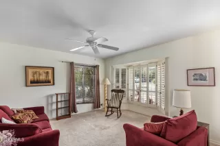 Photo #4: 6682225 Listing