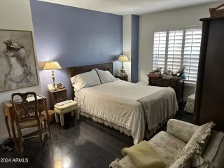 Photo #2: 6682276 Listing