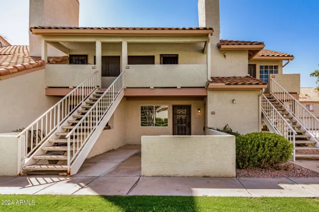 MLS: 6682422 Condo For Sale