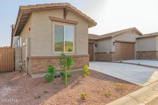 Photo #6: 6682466 Listing 