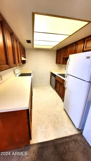 Photo #2: 6682619 Listing 