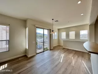 Photo #3: 6682667 Listing 