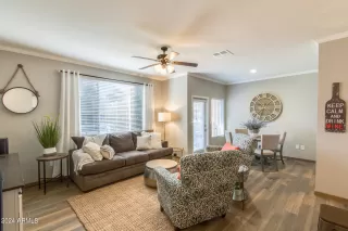 Photo #3: 6682695 Listing 