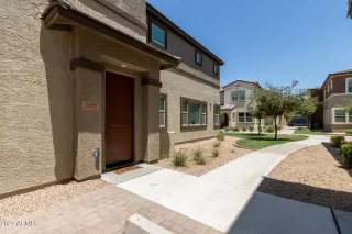 Photo #1: 6682712 Listing