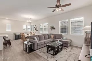 Photo #3: 6682712 Listing