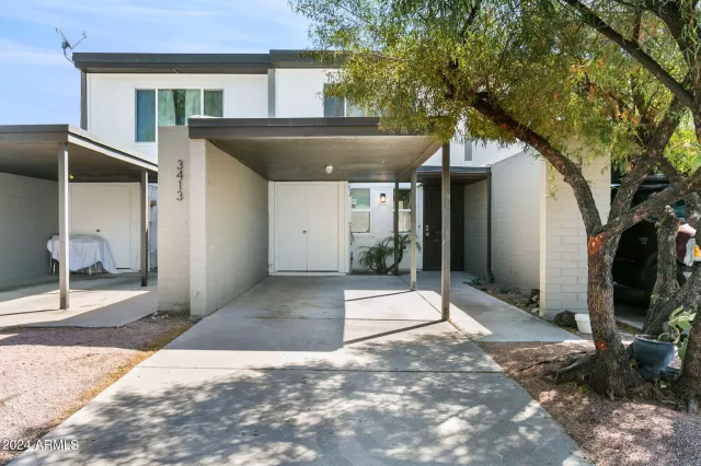 MLS: 6682814 Condo For Sale