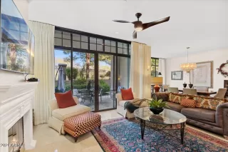 Photo #5: 6682815 Listing