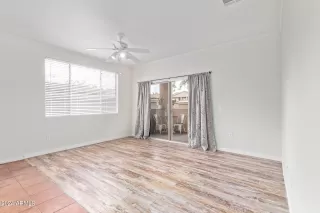 Photo #4: 6682884 Listing