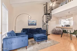 Photo #1: 6682895 Listing