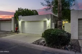 Photo #5: 6682960 Listing