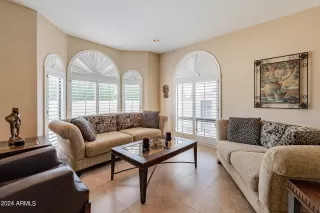 Photo #4: 6683009 Listing 