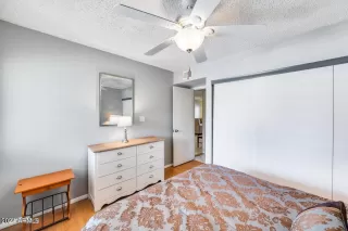 Photo #6: 6683057 Listing